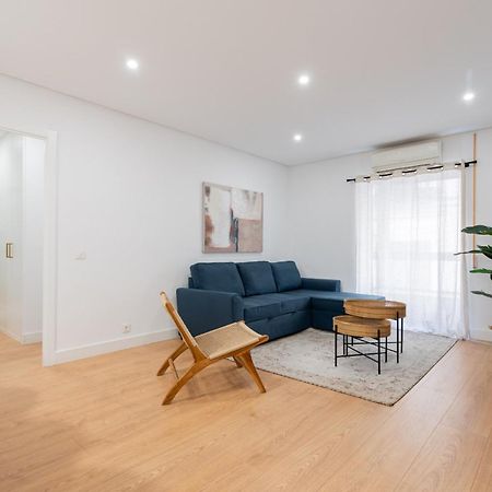 Apartamento Reformado En La Gran Via Alquiler Temporal Madrid Ngoại thất bức ảnh
