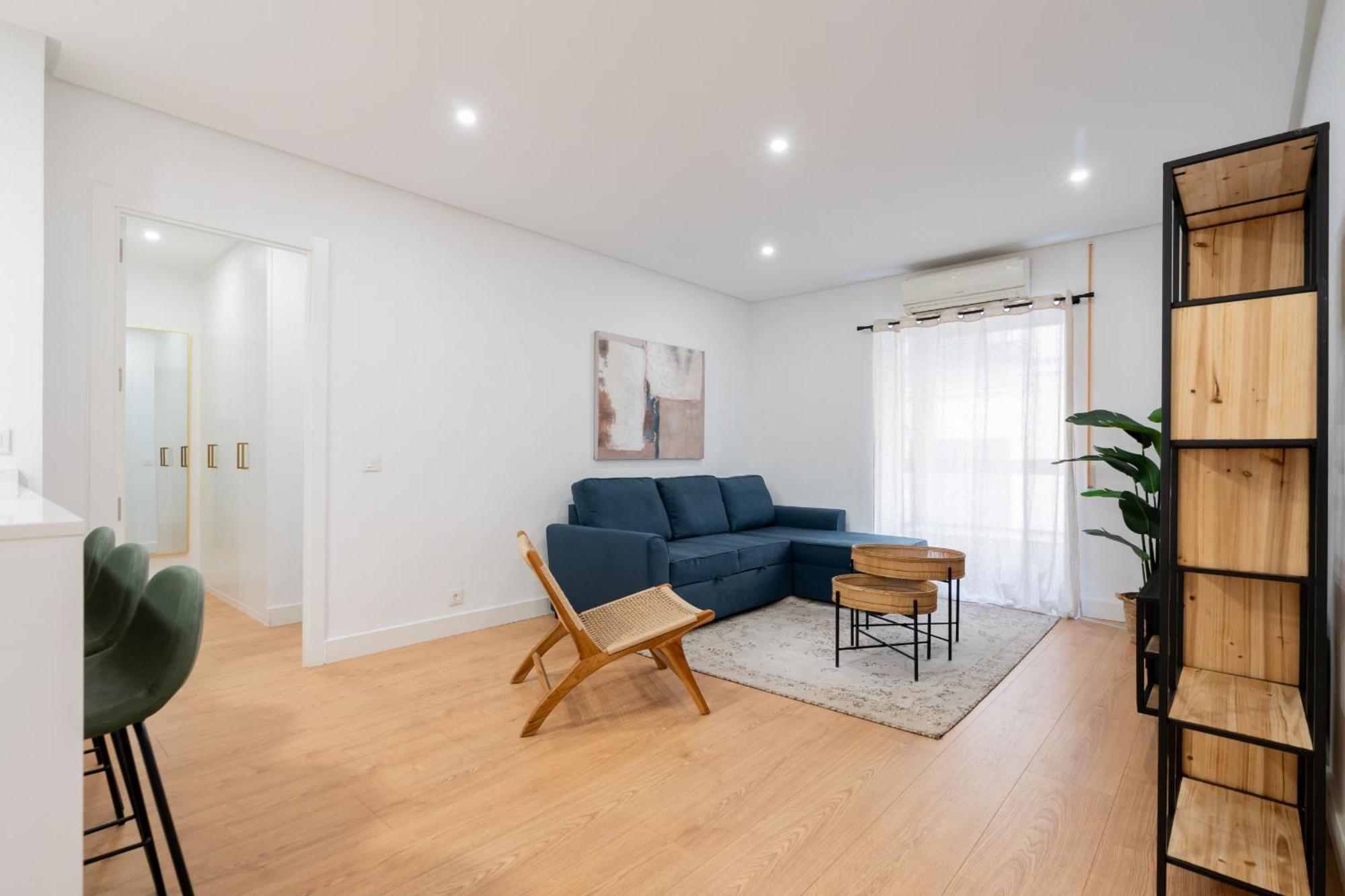 Apartamento Reformado En La Gran Via Alquiler Temporal Madrid Ngoại thất bức ảnh