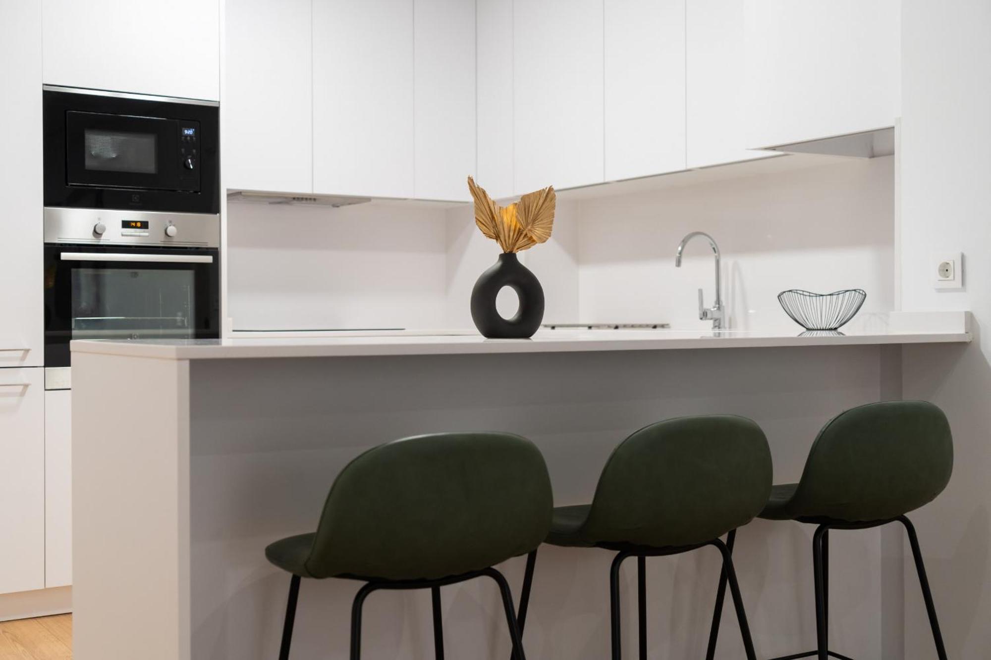 Apartamento Reformado En La Gran Via Alquiler Temporal Madrid Ngoại thất bức ảnh